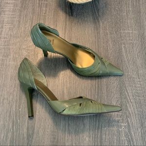BAKERS Green Suede Leather Combo Pointed Heels 10